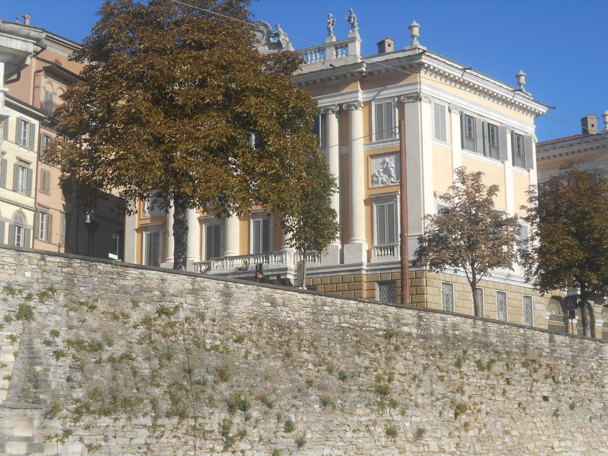 La Maison Des Artistes Bérgamo Exterior foto